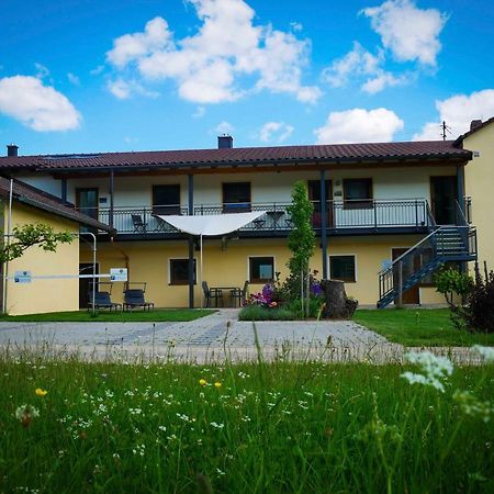 Preuschens Hof Lägenhet Egloffstein Exteriör bild